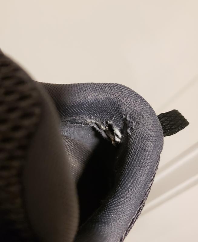 Back/Heel part of the shoe broke off