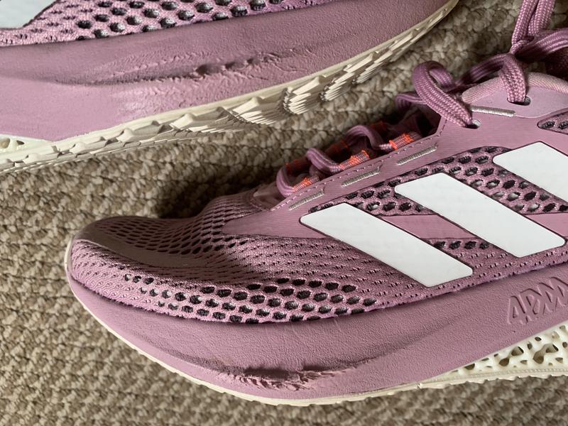 Discolouration and low quality wear and tear