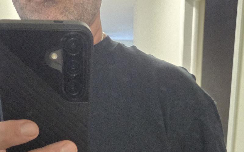 Notice the bunching of the shoulder. After one wash.