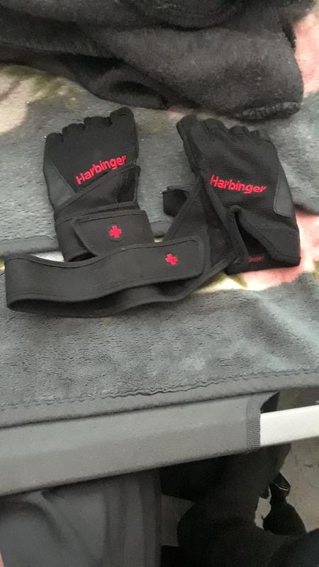 Comfortable especially on hot summer days. Great for nerve damage as a result from a C4-C6 spinal cord injury.