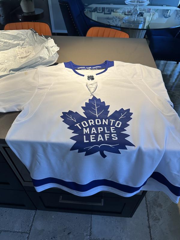 Adidas leafs jersey deals