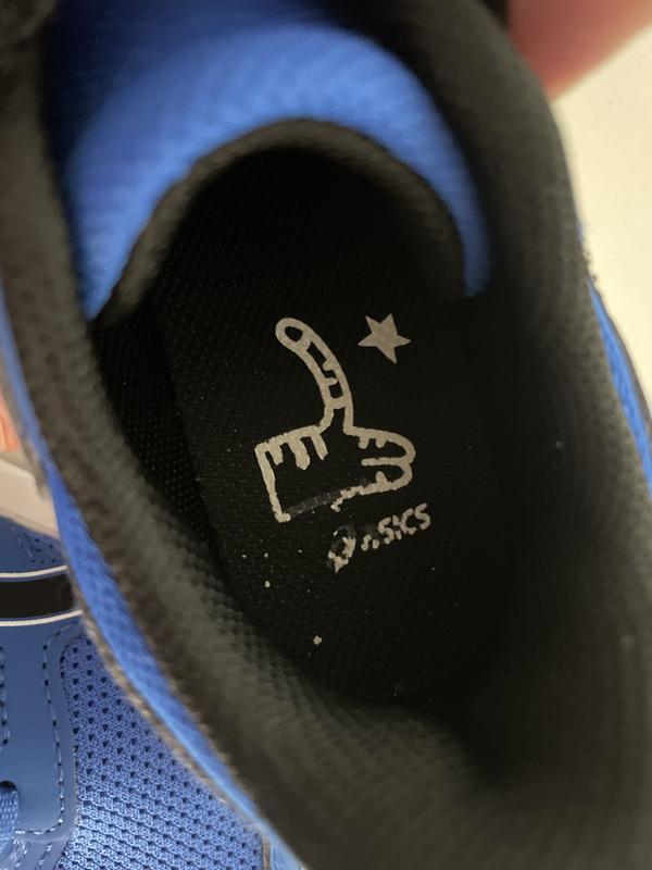 Photos taken same day as receiving the shoes