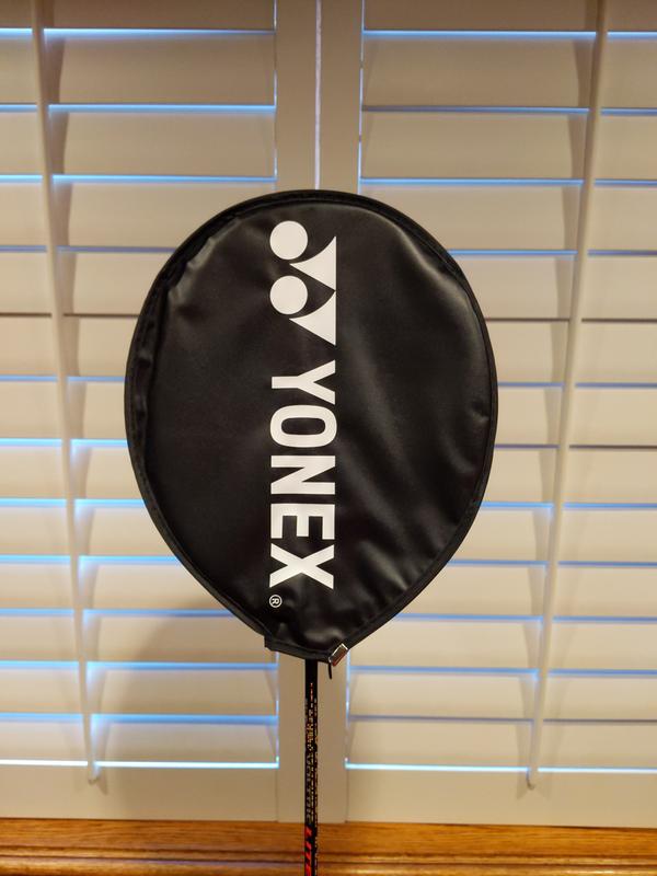 The cover is a basic one which doesn't cover the shaft or handle.