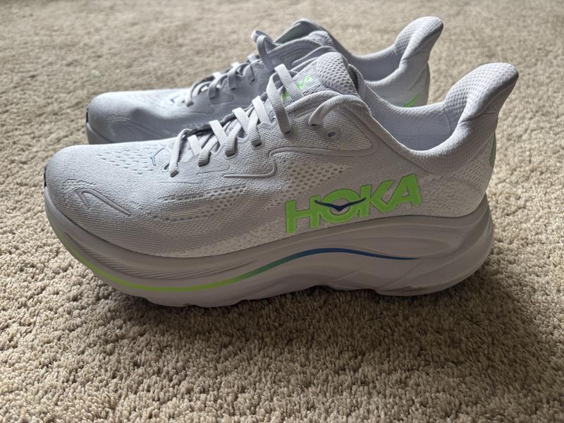 Hoka Clifton 10's