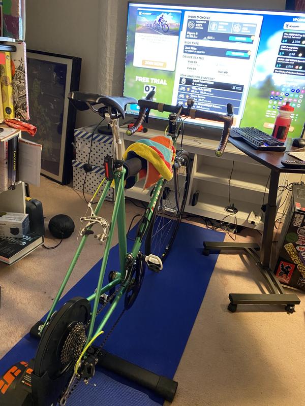 Bike trainer sport chek hotsell
