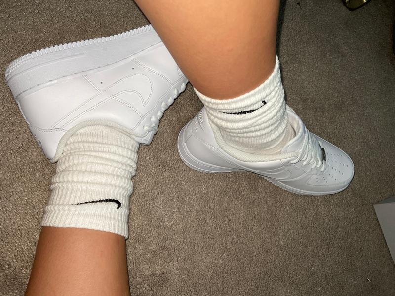 Nike trainer hot sale socks white