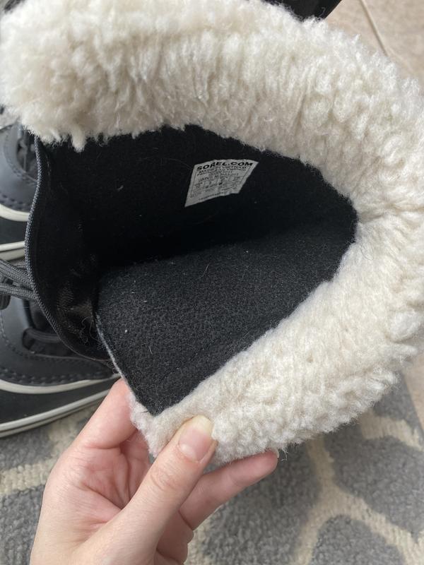 Warm felt type material liner