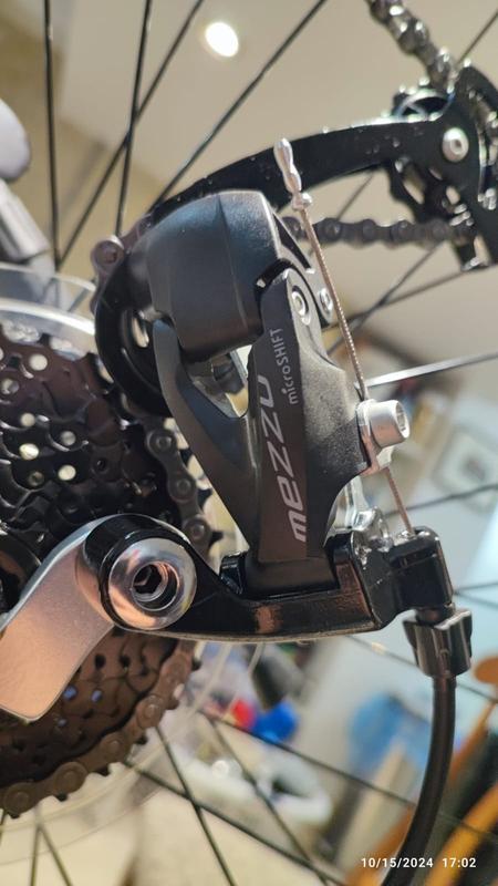 Microshift derailleur (advertised as Shimano)