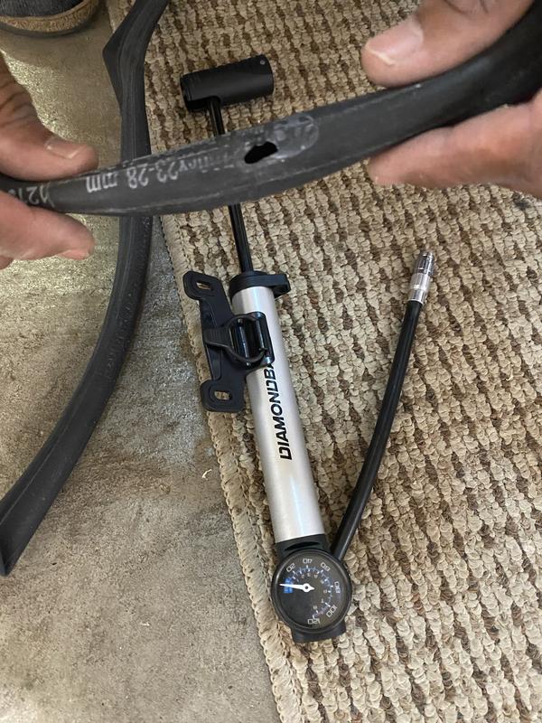 Diamondback tire online pump