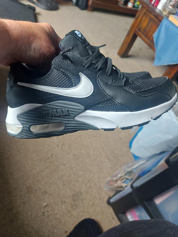 My new Nike sneakers!!