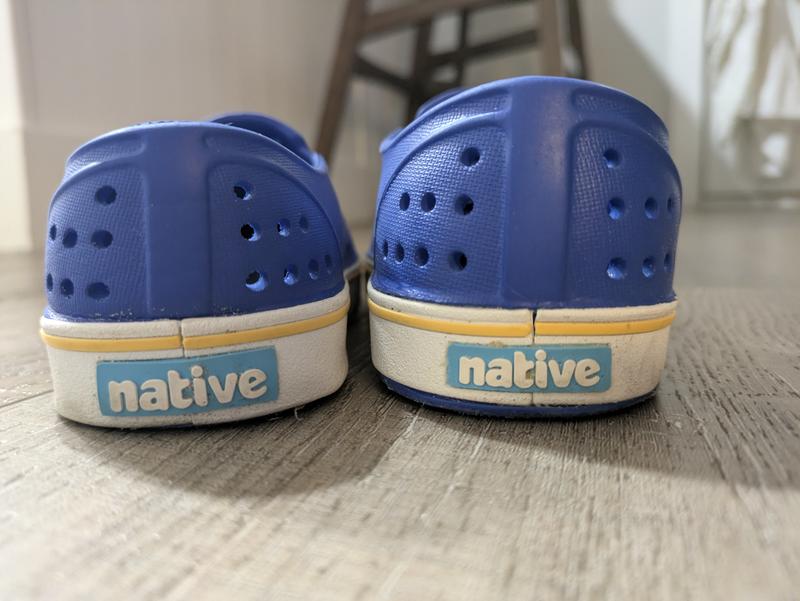 Difference in heel shape, height