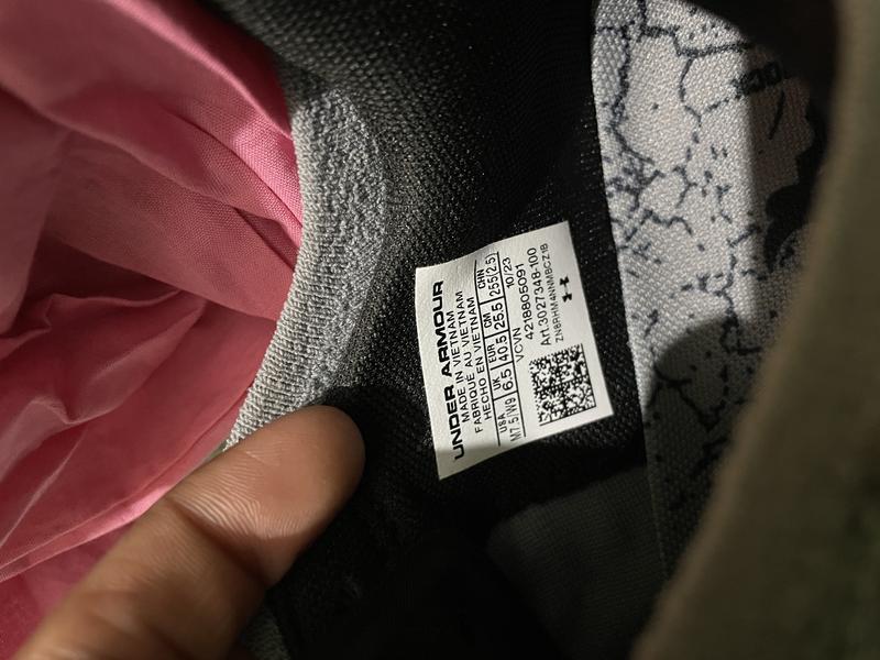 It was supposed to be Mens US 9 but it is Womens US 9