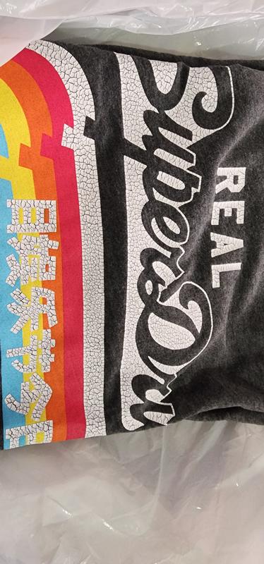 Cracked logo application