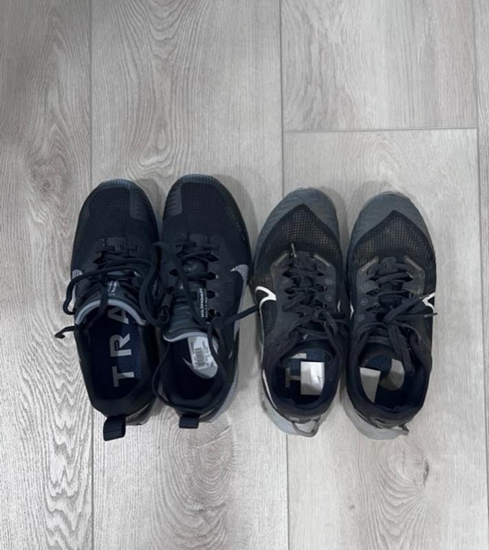 Left - React Trail Right - Terra Zoom Trail (pointed toe box)