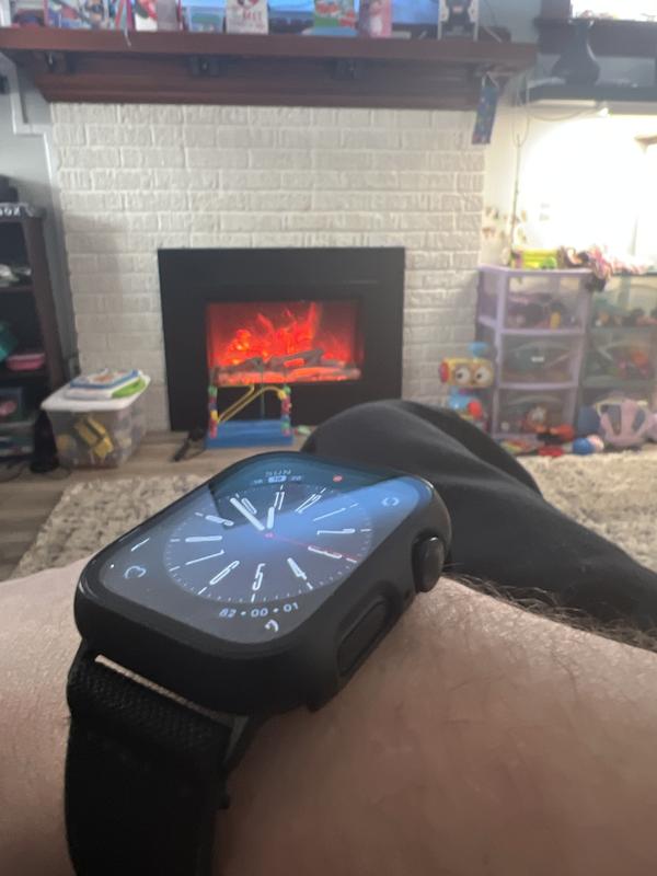 Large 45mm looks perfect on wrist