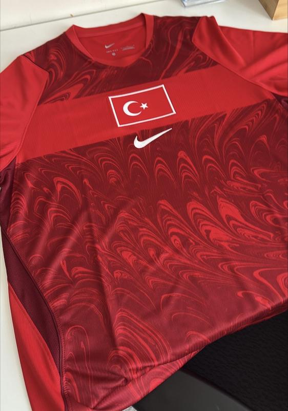 How it came out of the packaging and the jersey