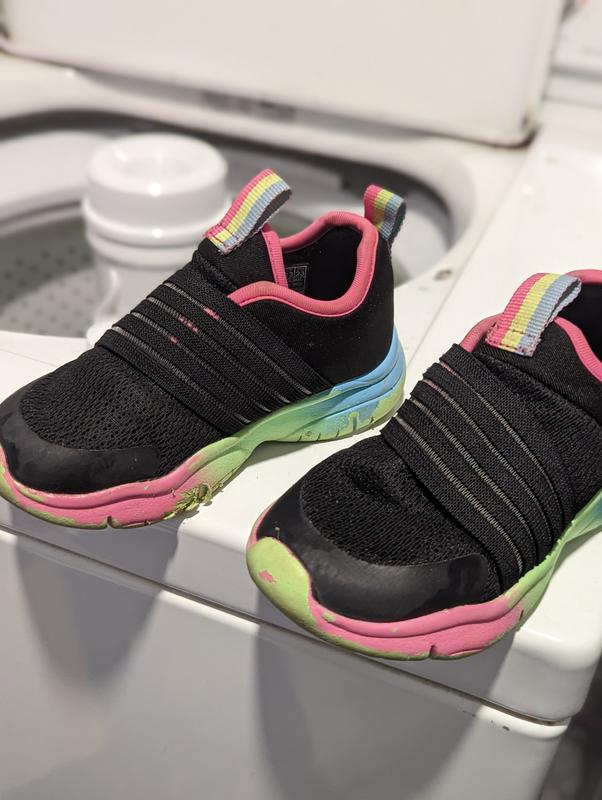 Rubber chunks out of the sole