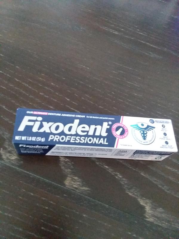 Save on Fixodent Professional Ultimate Denture Adhesive Cream Order Online  Delivery