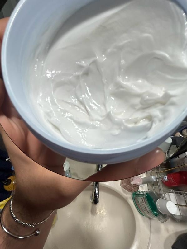 Customer photo for "Rich nourishing cream for my sensitive girlies"