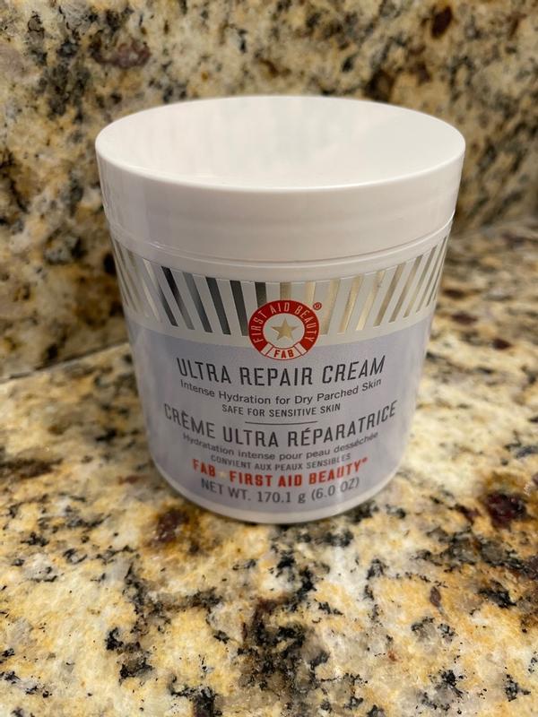Best cream for dry winter skin: Review of First Aid Beauty Ultra