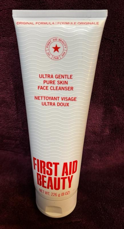 Customer photo for "First Aid Beauty Ultra Gentle Skin Face Cleanser"