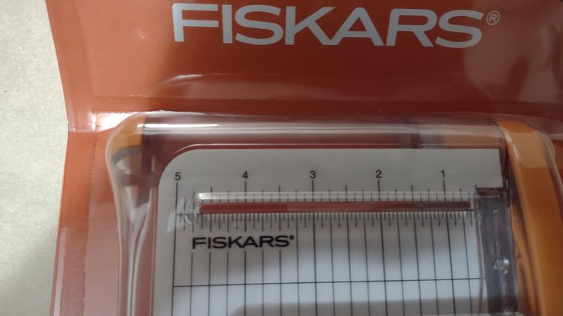 FISKARS CARD MAKING Bypass Trimmer 9 Paper Cutter Guillotine Self  Sharpening $14.00 - PicClick