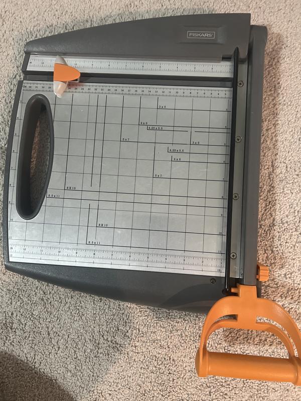 Deluxe Crafting Bypass Paper Trimmer (12