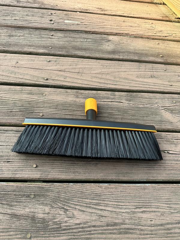 Fiskars QuikFit™ Sweeping Broom 135534 