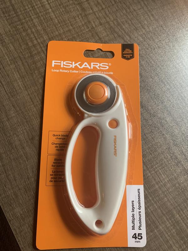 Fiskars 45mm Loop Rotary Cutter - Ultra Lilac - 6.61 x 2.68 in