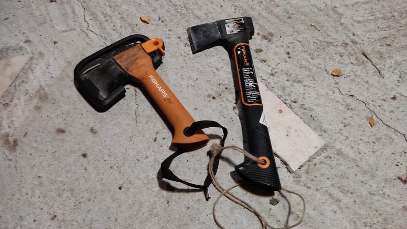 Fiskars X5 fireplace set with axe, knife and sharpener