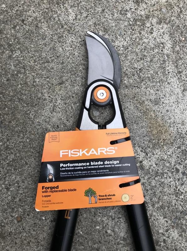 Fiskars Forged Bypass Pruner with Replaceable Blade