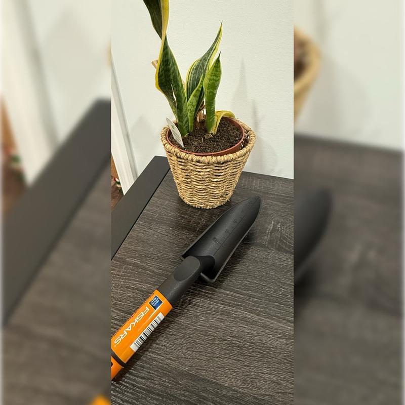 Fiskars 384230-1001 Ergo Scratch Tool Garden Transplanter Aluminum in ...