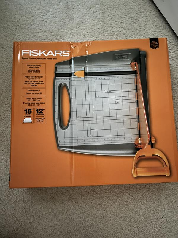 Deluxe Crafting Bypass Paper Trimmer (12