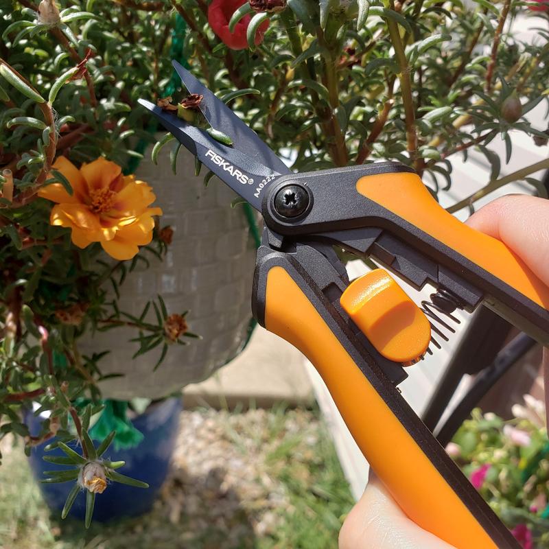 Pocket Gardening Snips - Lightweight Pruner