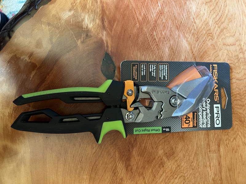 Fiskars aviation deals snips