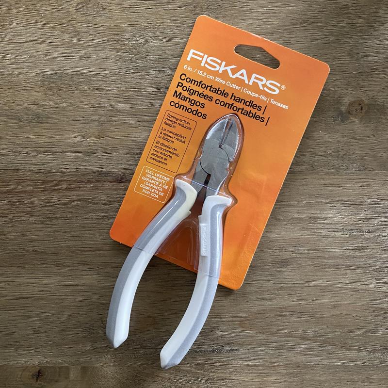 Fiskars Built to DIY Precision Need-Nose Pliers-6