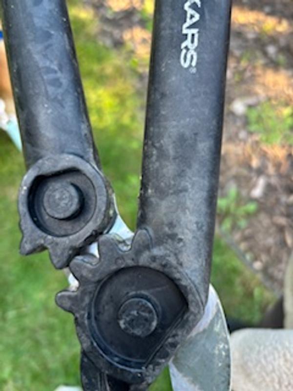 Front and back sides with broken plastic