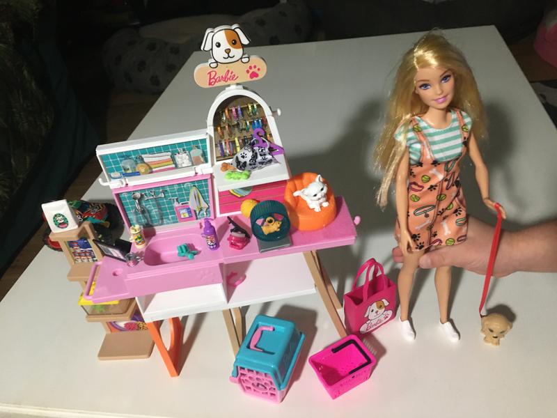 Perfect playset  for the pet lover!