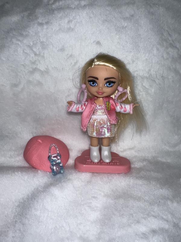 Barbie Extra Mini Minis Travel Doll with Pink & Blonde Hair, Fringe Top,  Pastel Mini Skit & Desert-Themed Accessories