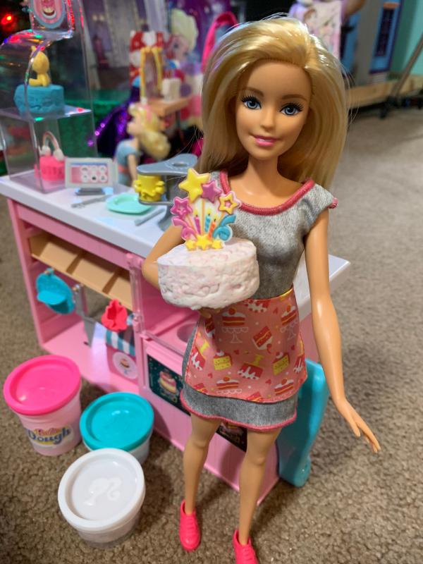 Barbie cake discount decorating playset stores