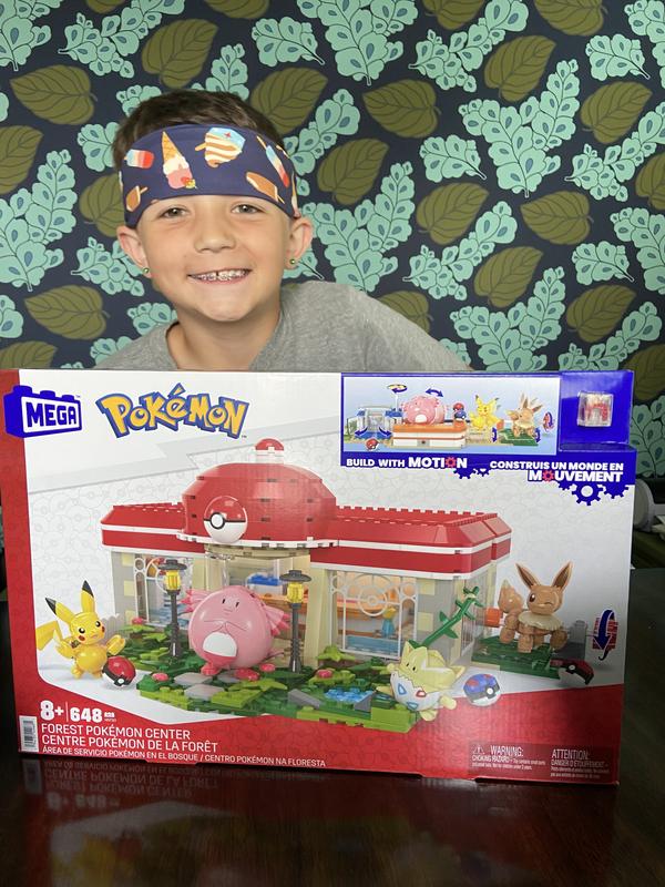 MEGA Pokémon Action Figure Building Toys, Forest Pokémon Center  with 648 Pieces, 4 Poseable Characters, Gift Idea for Kids : Toys & Games