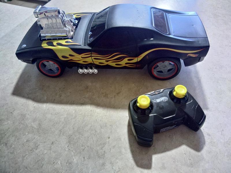 Customer photo for "Realistic car that drives well for all ages!"