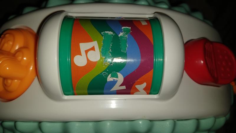 teeth marks on adessive paper