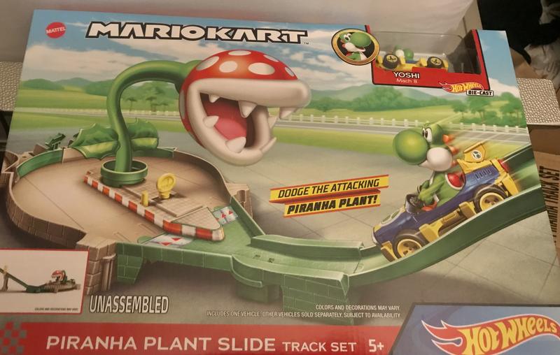 Hot Wheels Mario Kart Circuit Track Set Race Review 2019 