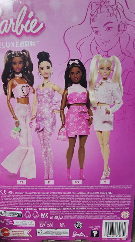 These dolls all have absolutely stunnign outfits for Glam Doll series.