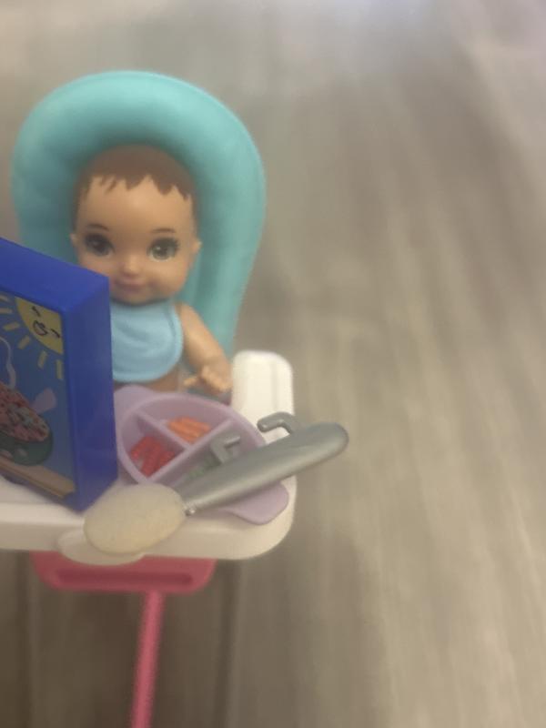 Baby and color changing water applicator