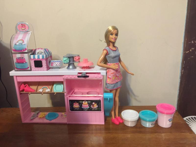 Barbie best sale cake playset