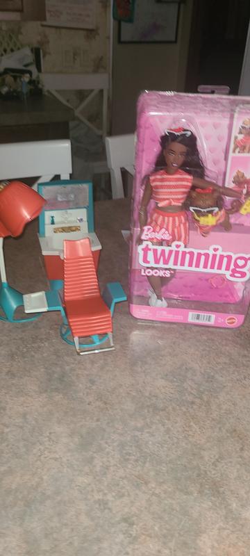 Customer carousel item 3.