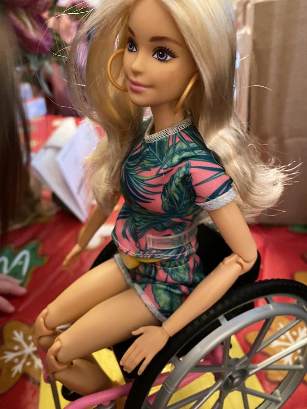 Barbie Fashionista #165 Beautiful Blonde Made To Move In Wheelchair New 2021