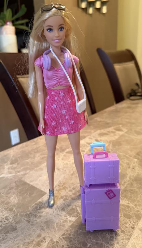 Customer photo for "Very cute Barbie and Travel set"